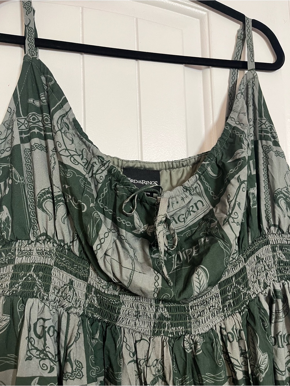 Hot Topic Lord of the Rings Green Printed Midi Dress - Picture 4 of 9